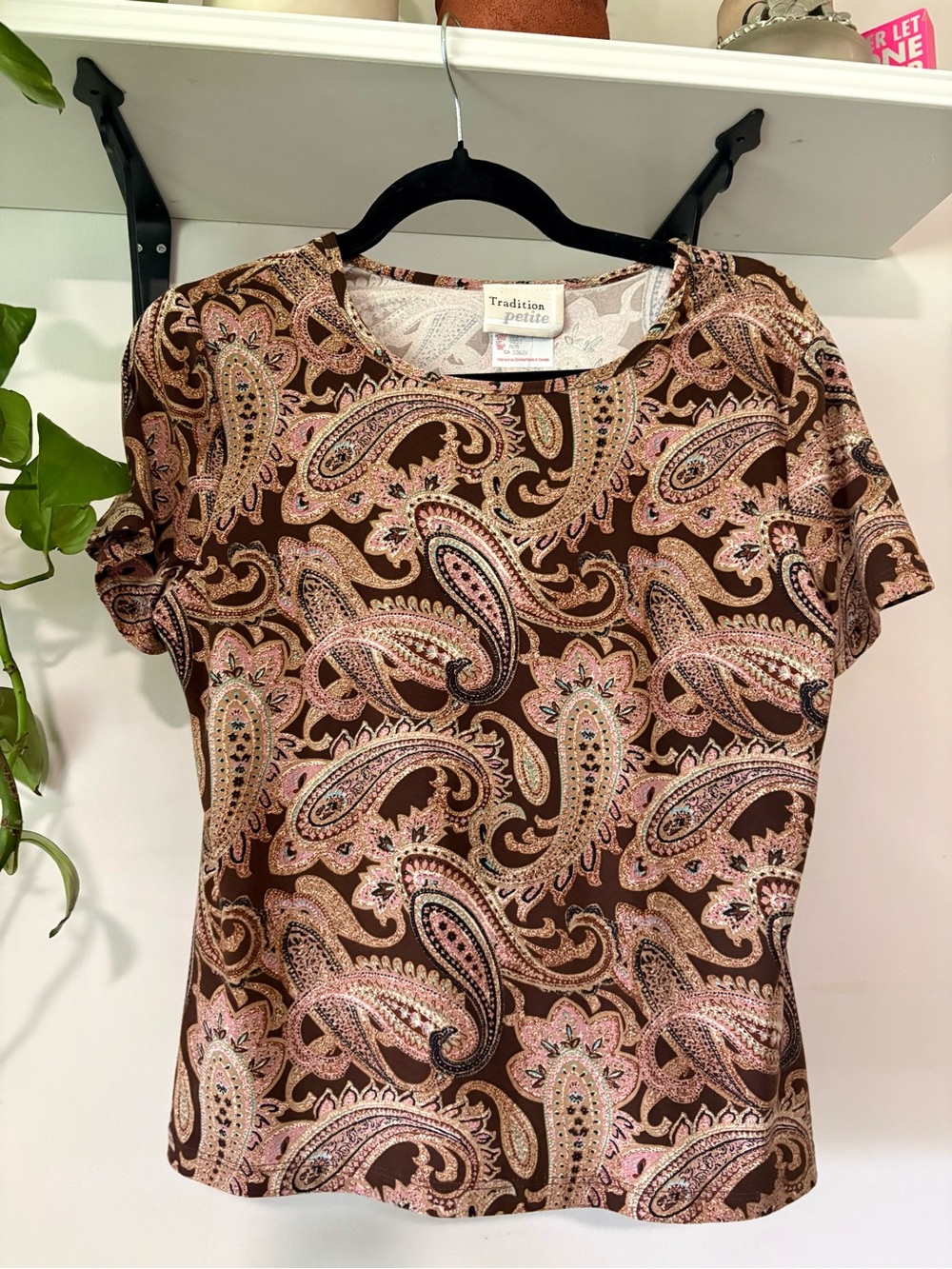 Brown Paisley Short-Sleeve Top